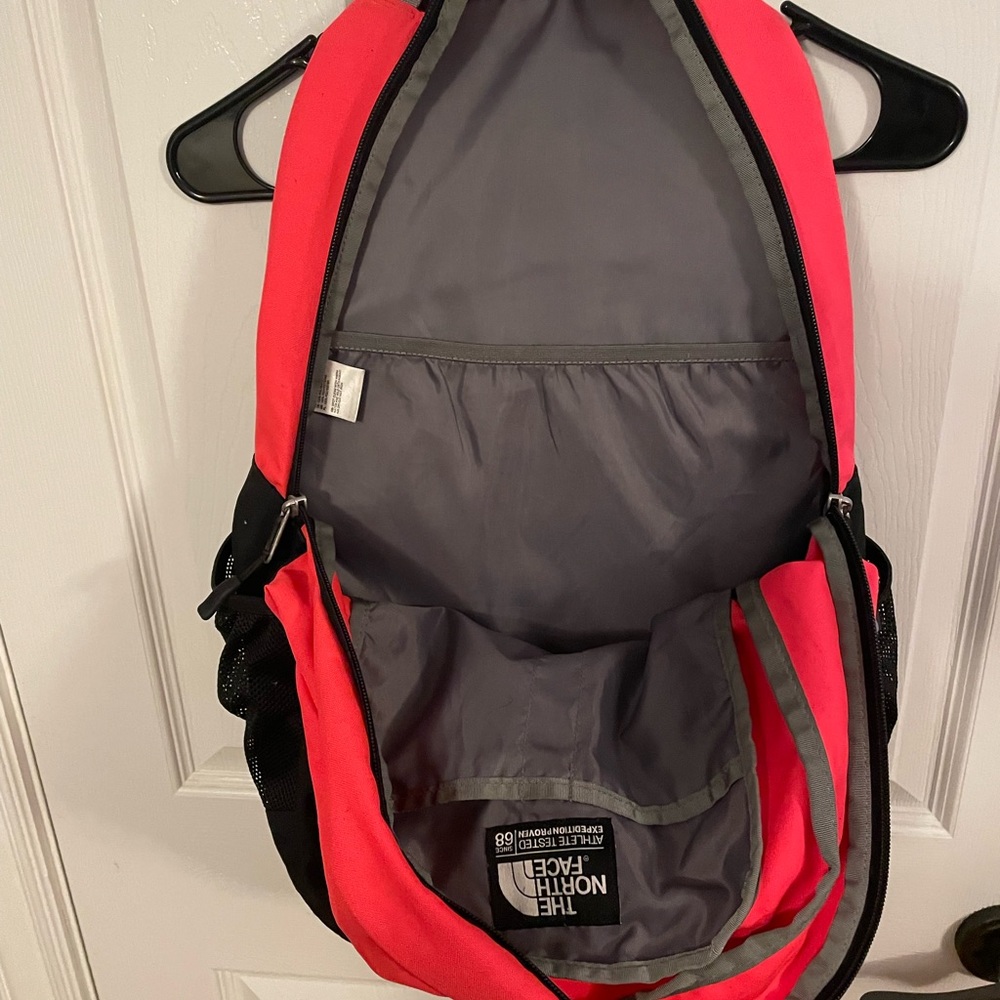 The North Face Haystack Backpack - Picture 3 of 4